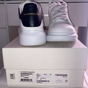 Men’s Alexander McQueen white/black sneaker